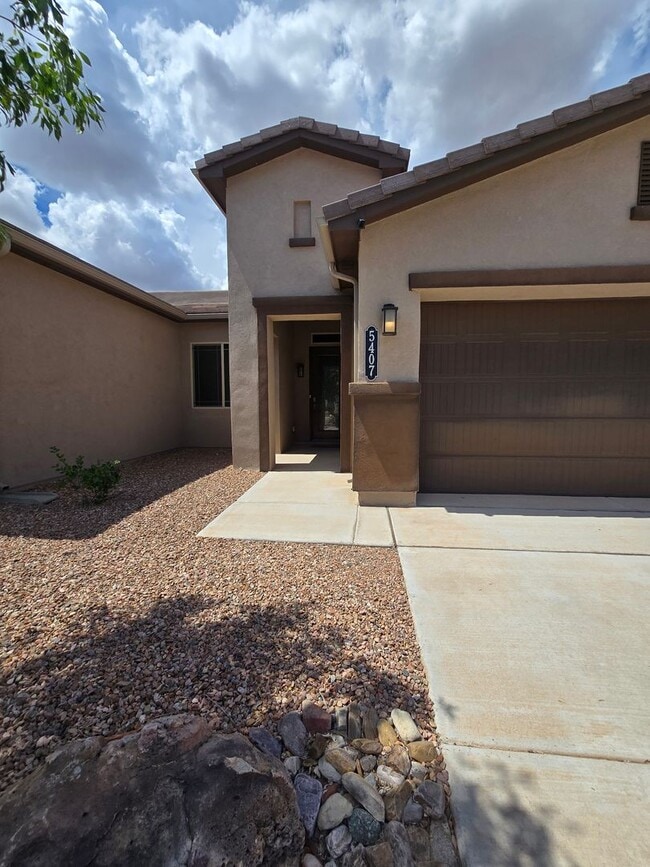 5407 Grays Peak Trail NE in Rio Rancho, NM - Building Photo - Building Photo