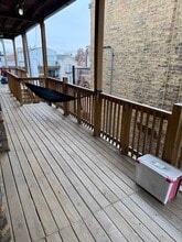 1500 N Rockwell St, Unit 3 in Chicago, IL - Building Photo - Building Photo