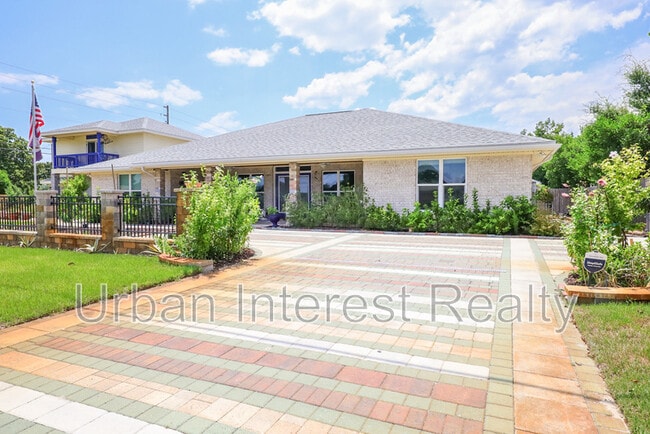 property at 501 Benning Dr