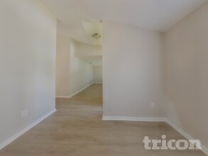 1044 Darlington Ct in Kissimmee, FL - Building Photo - Building Photo