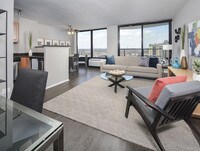 Building Photo - The Montrose Apartments in Chicago, Illinois