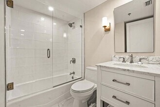 275 Palm Ave, Unit 406 in Jupiter, FL - Building Photo - Building Photo
