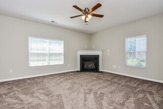 801 Widewaters Parkway in Knightdale, NC - Building Photo - Building Photo