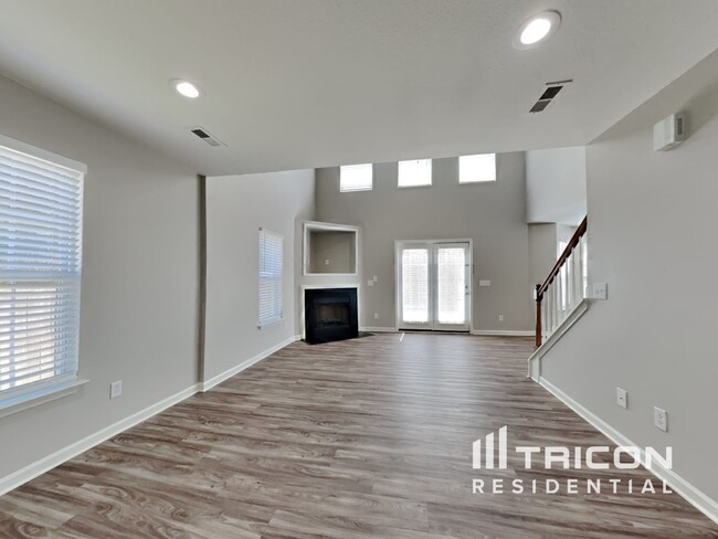 986 Peachtree Meadows Cir in Kernersville, NC - Building Photo - Building Photo