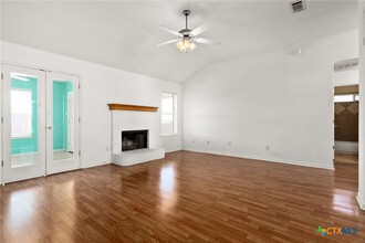 1304 Trailboss Dr in Killeen, TX - Building Photo - Building Photo