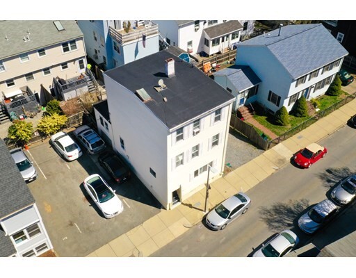 114 W 8th St-Unit -1 in Boston, MA - Building Photo