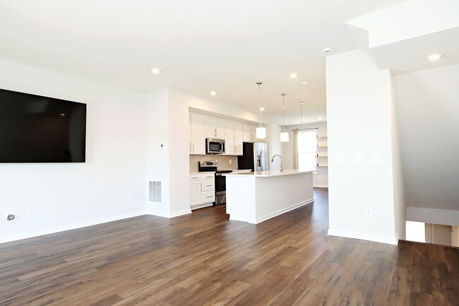 5965 McComb St in Crozet, VA - Building Photo - Building Photo