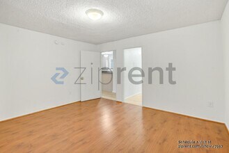 4506 Saugus Ave in Los Angeles, CA - Foto de edificio - Building Photo