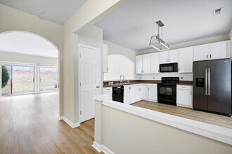 812 Walnut Woods Dr in Morrisville, NC - Building Photo - Building Photo