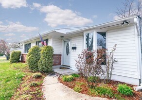 4912 Upland Dr in Alexandria, VA - Building Photo