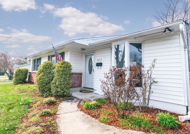 property at 4912 Upland Dr