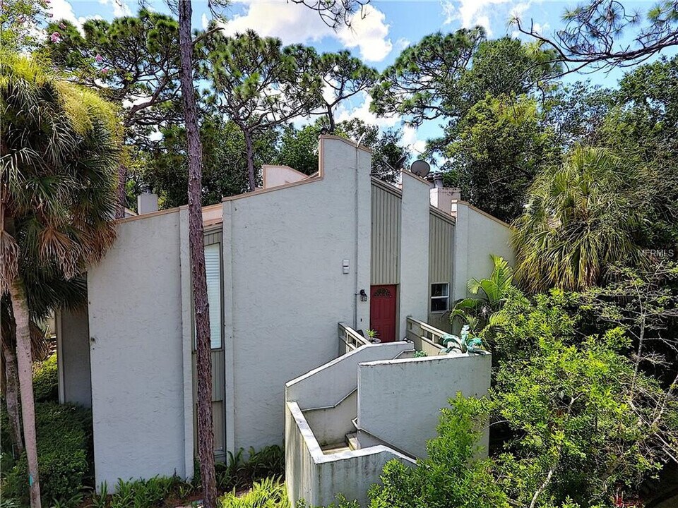 205 Fairway Dr. in Longwood, FL - Building Photo