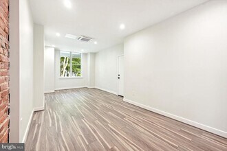1850 Ingleside Terrace NW in Washington, DC - Building Photo - Building Photo