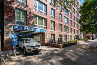 Isabella in Brooklyn, NY - Building Photo - Building Photo