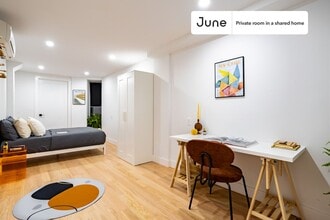 Room in Shared 3.0 bed/2 bath home in New York, NY - Building Photo - Building Photo