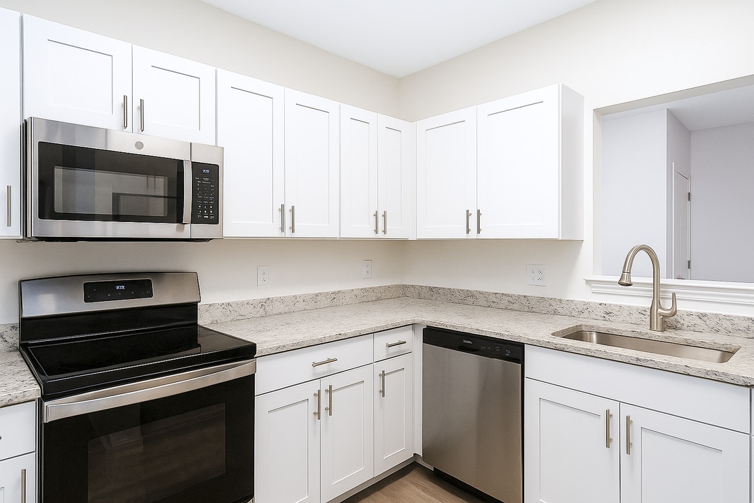 Greenwich Place in West Warwick, RI - Foto de edificio