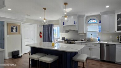 118 Alhama Dr in Brick, NJ - Building Photo - Building Photo