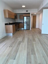 350 S Miami Ave, Unit 2211 in Miami, FL - Building Photo - Building Photo