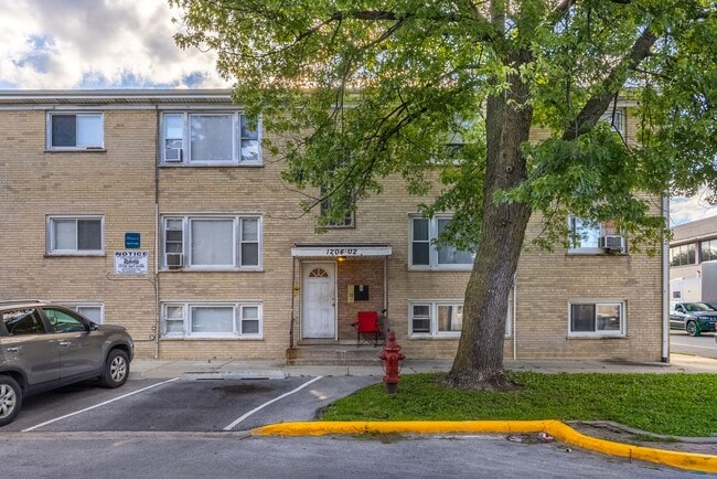 property at 1204 S 49th Ct