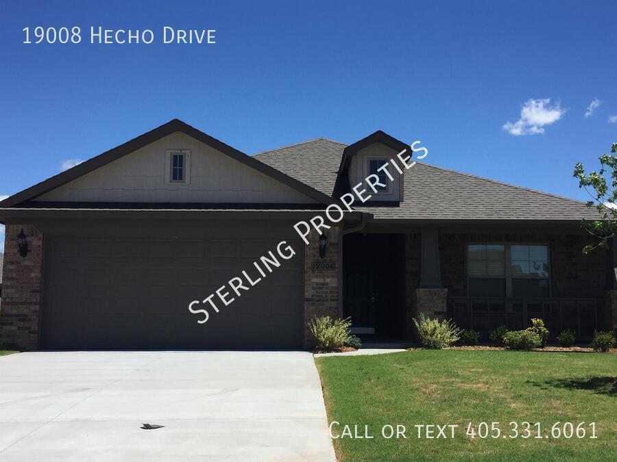 19008 Hecho Dr in Edmond, OK - Building Photo