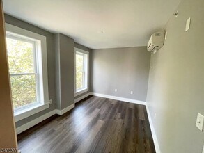 58 New St in Newark, NJ - Building Photo - Building Photo