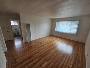 11848 Foothill Way in Oakland, CA - Building Photo - Building Photo