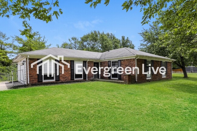 4431 Greenmeadow Ct in Indianapolis, IN - Building Photo - Building Photo