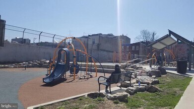 2061 HAGERET in Philadelphia, PA - Building Photo - Building Photo