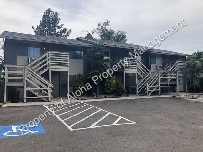 property at 1115 N Arthur Ln