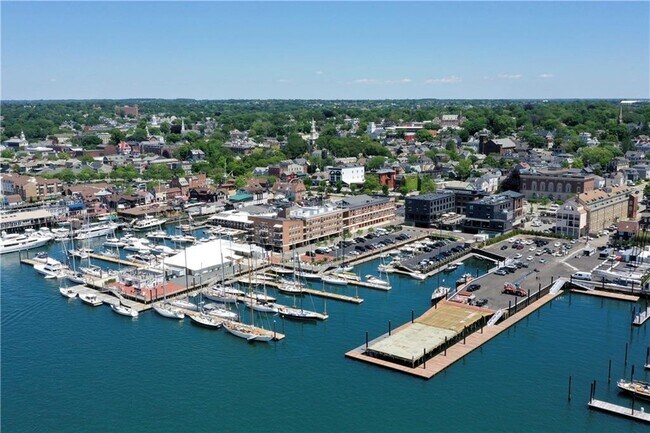 1 Commercial Wharf in Newport, RI - Building Photo - Building Photo