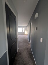 1401 Winnetka Ave N, Unit Apt 2 in Champlin, MN - Building Photo - Building Photo