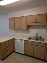 1018 SW McFarlane Ave, Unit #101 in Lake City, FL - Building Photo - Building Photo