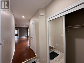 20 Murphy Rd in Brampton, ON - Building Photo - Building Photo