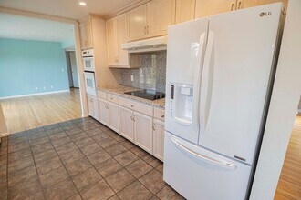 3041 Pruneridge Ave in Santa Clara, CA - Building Photo - Building Photo