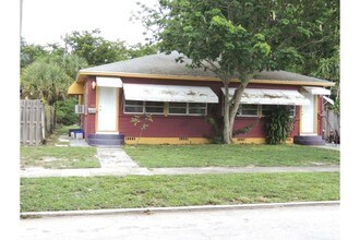 416 NE 1st Ave in Fort Lauderdale, FL - Foto de edificio - Building Photo