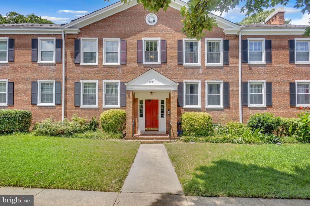 2931 S Columbus St-Unit -B1 in Arlington, VA - Building Photo