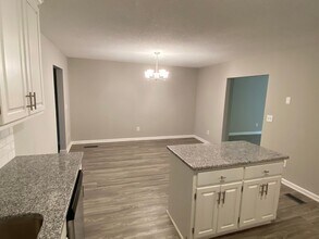 423 Frazier St in Auburn, AL - Building Photo - Building Photo