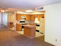Building Photo - Sierra Pointe Apartments in Tucson, Arizona