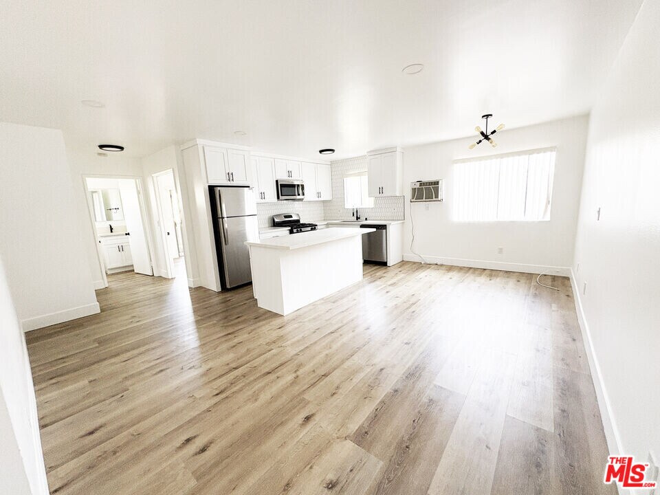 5440 Carlton Way in Los Angeles, CA - Building Photo