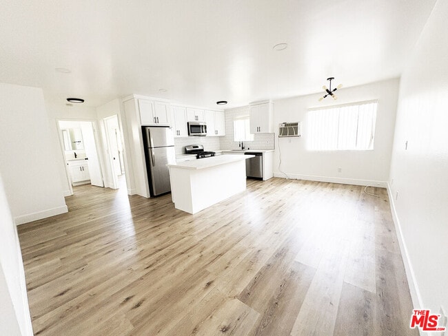 property at 5440 Carlton Way