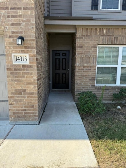 14313 Boomtown Wy, Unit 06312 in Elgin, TX - Building Photo - Building Photo