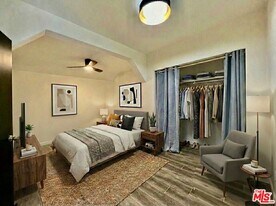 656 N Dillon St in Los Angeles, CA - Building Photo