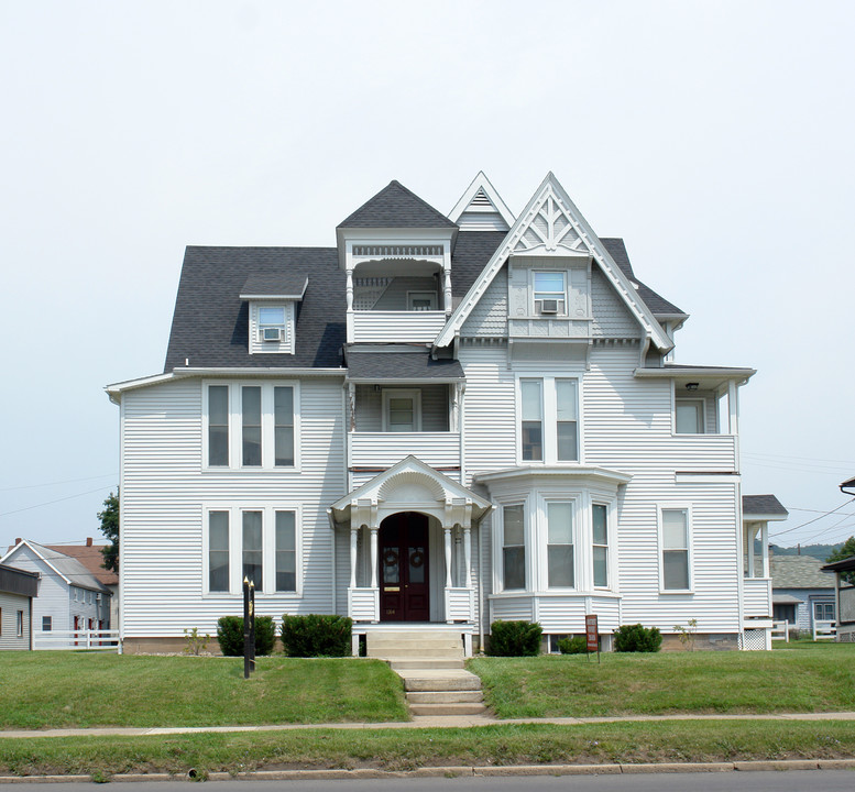 Gargoyle Apartments in Williamsport, PA - Building Photo