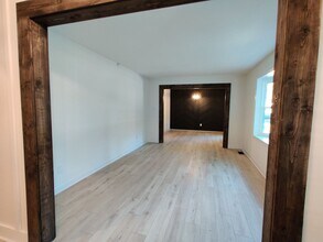 1301 Leolillie Ln in Charlotte, NC - Building Photo - Building Photo