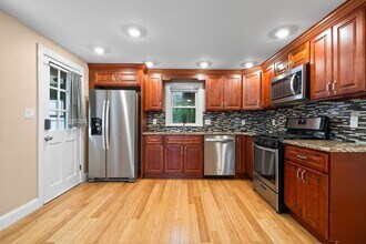 316 Vane St in Revere, MA - Building Photo - Building Photo