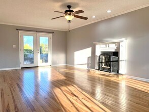 1233 Cobblestone Ln in Clarksville, TN - Building Photo - Building Photo