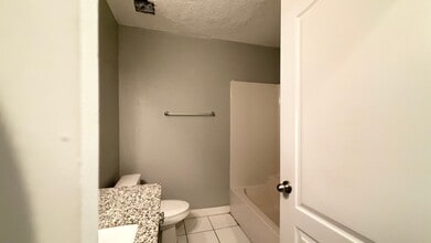 204 S Glades Trail in Panama City Beach, FL - Building Photo - Building Photo