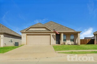 10381 Ft Ewell Trl in Crowley, TX - Building Photo