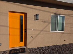 181 Hacienda Loop in Bullhead City, AZ - Building Photo - Building Photo