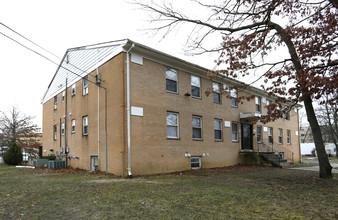 100 9th St in Lakewood, NJ - Building Photo - Building Photo